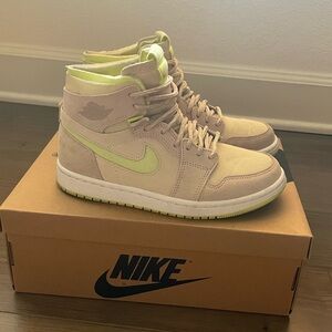 Nike air Jordan 1 comfort.